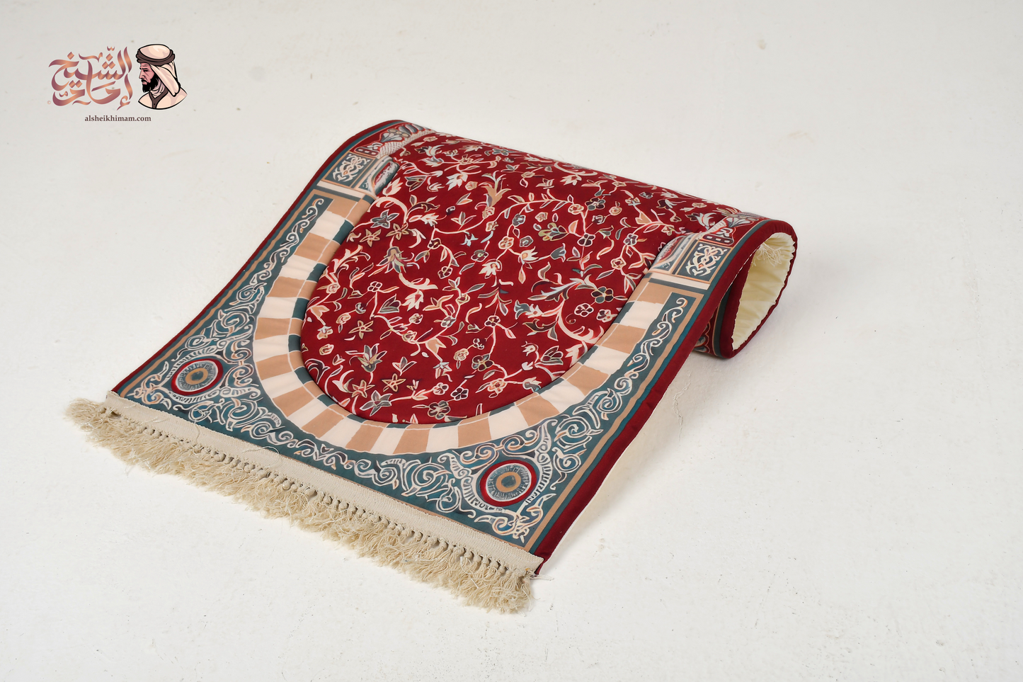 Comfort Prayer Mat "El-Rawda (روضه)" In Ruby - سجاده صلاه مبطنه